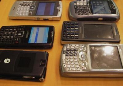 cell_phones_by_jurvetson_500x280_0.jpg
