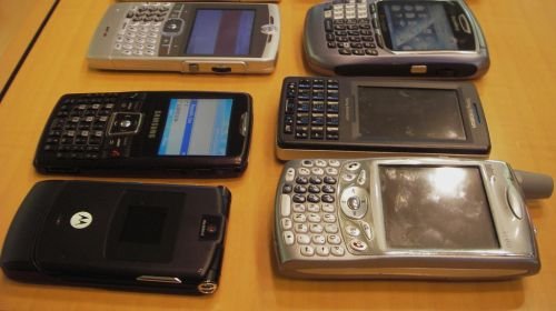 cell_phones_by_jurvetson_500x280_0.jpg