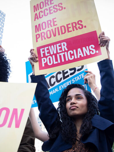 Protest in favor of abortion access