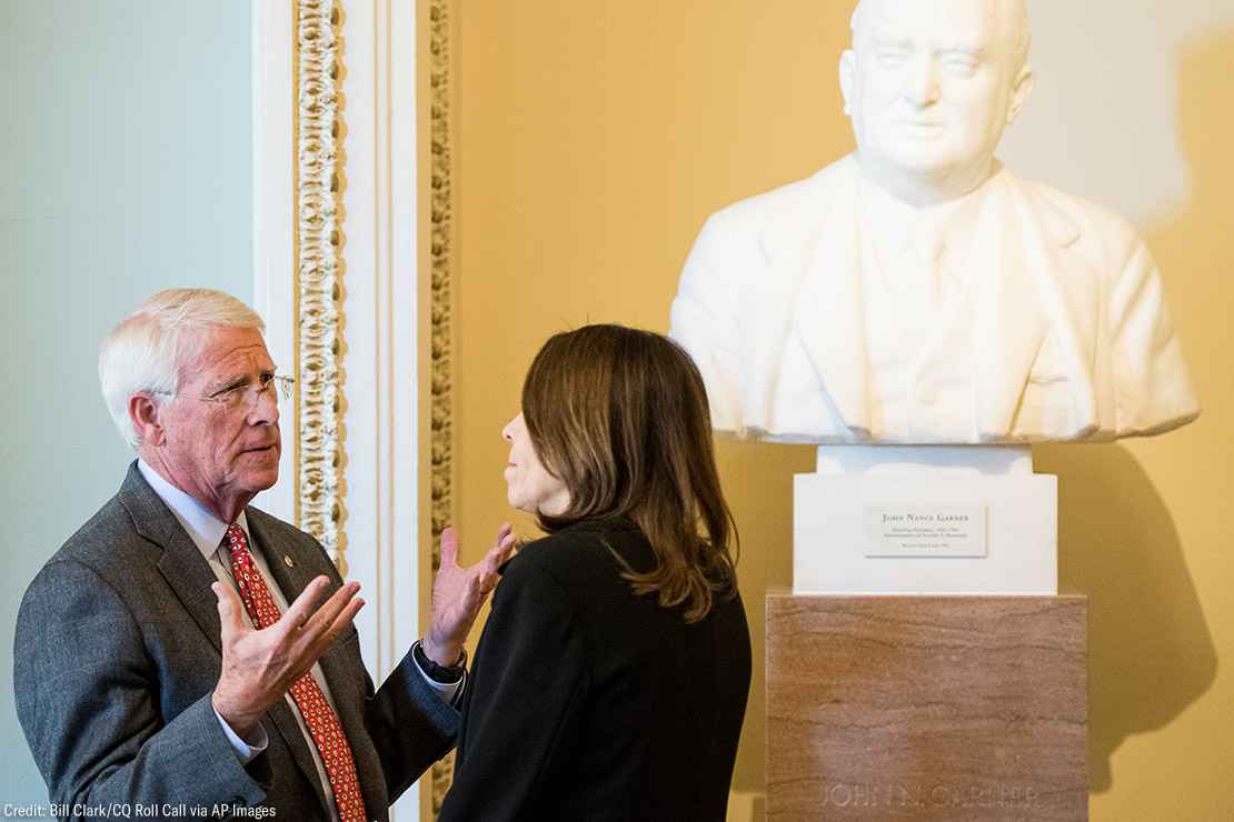 Sen. Roger Wicker, R-Miss. and Sen. Maria Cantwell, D-Wash.